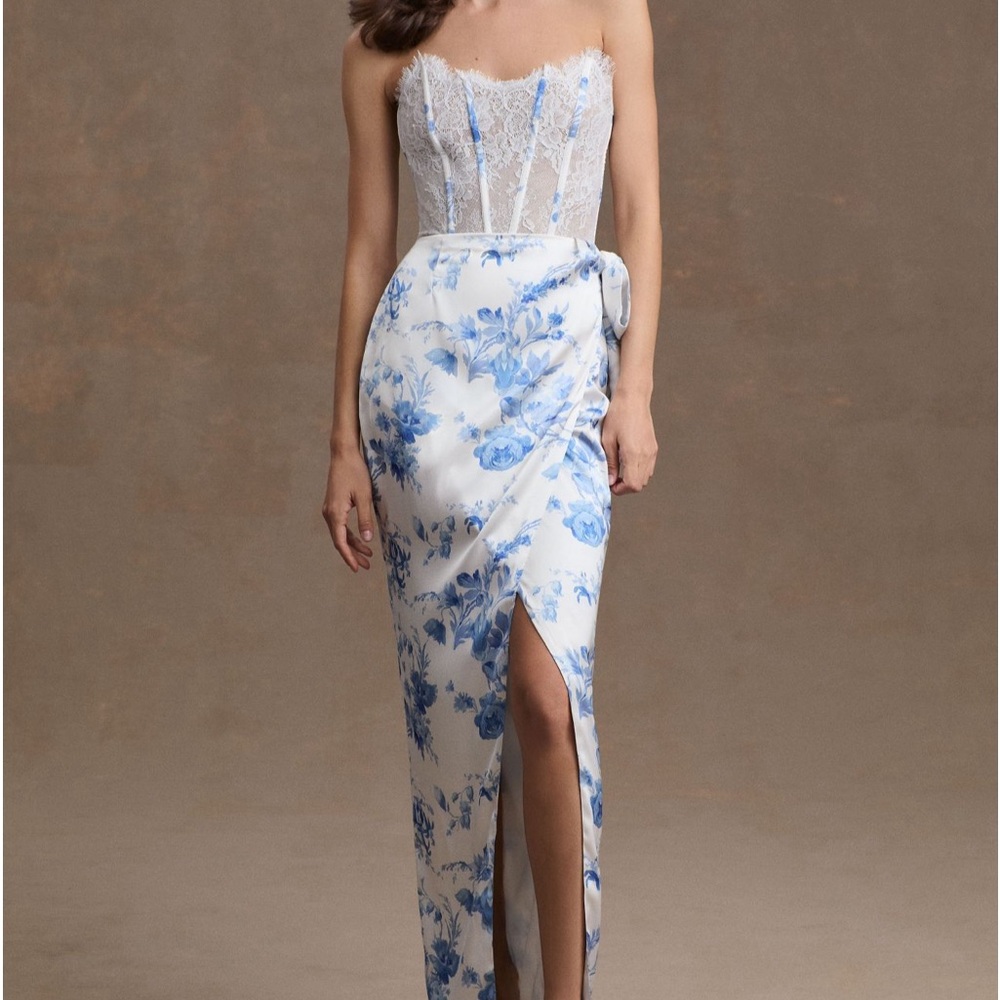 V Chapman Dress january Wrap Skirt Lace Corset front slip column gown size 14
